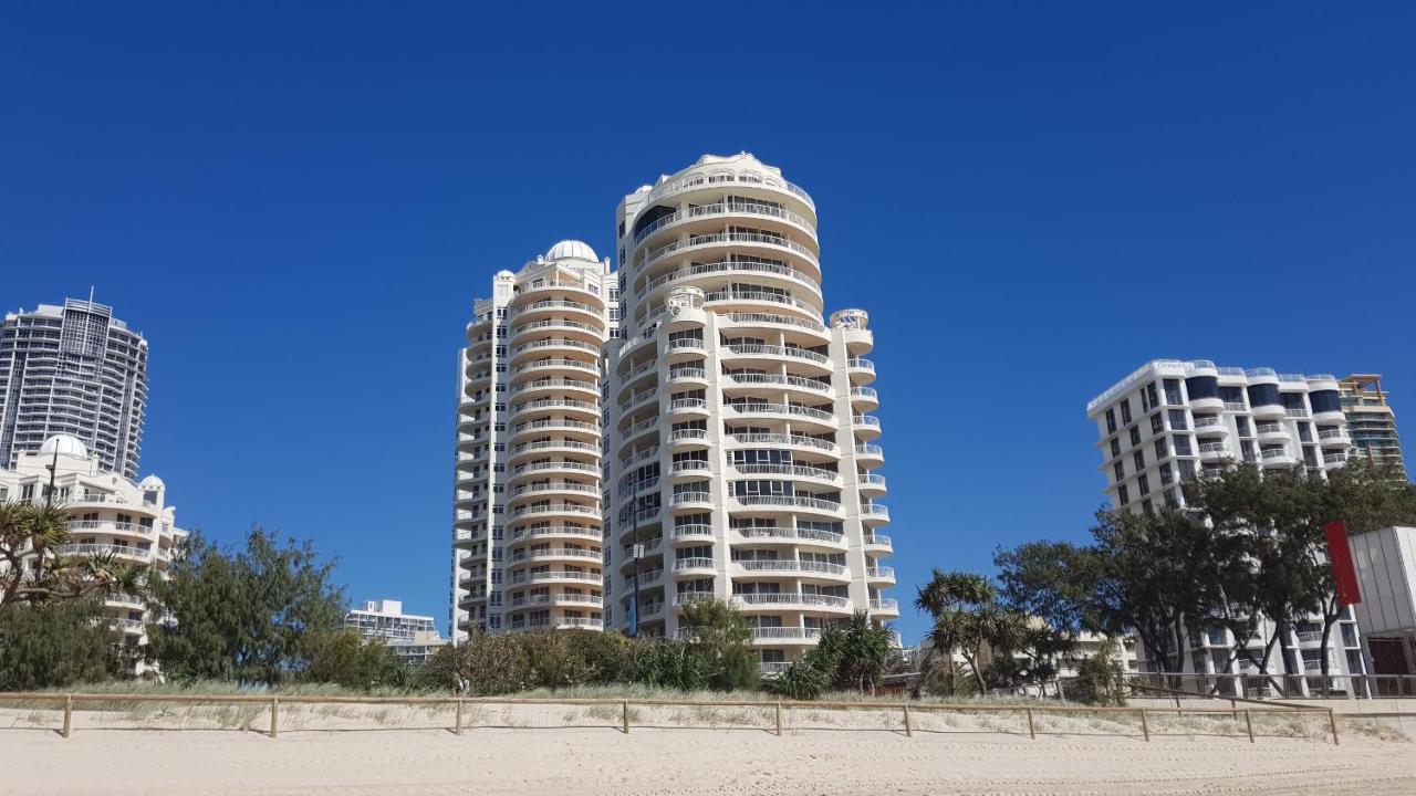 Apr Private Suites Moroccan By The Beach Gold Coast Exteriér fotografie