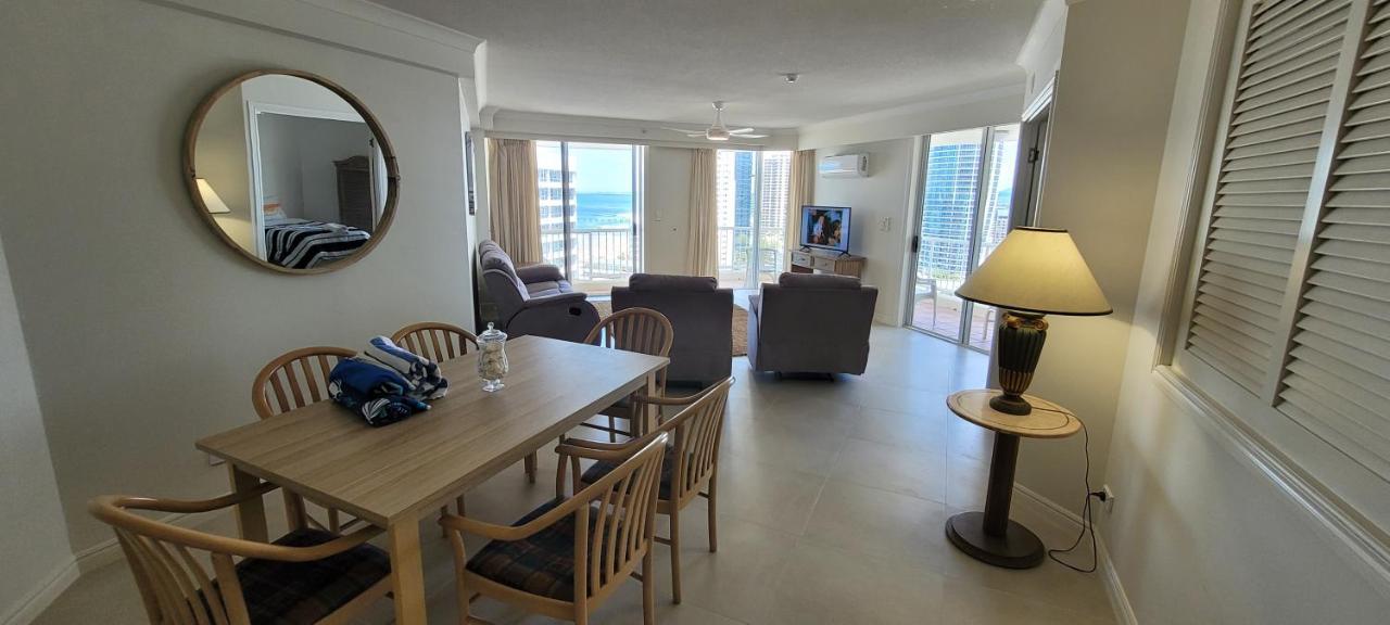 Apr Private Suites Moroccan By The Beach Gold Coast Exteriér fotografie