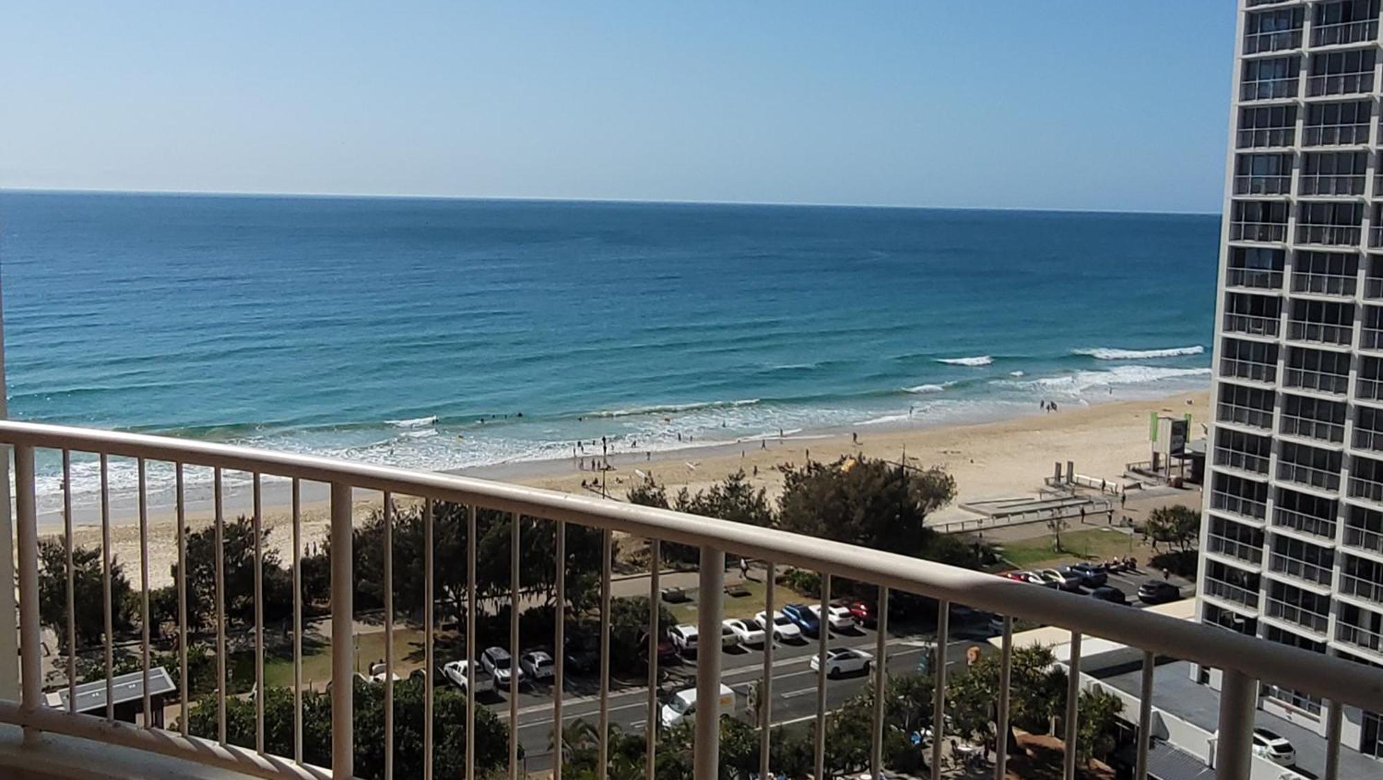 Apr Private Suites Moroccan By The Beach Gold Coast Exteriér fotografie