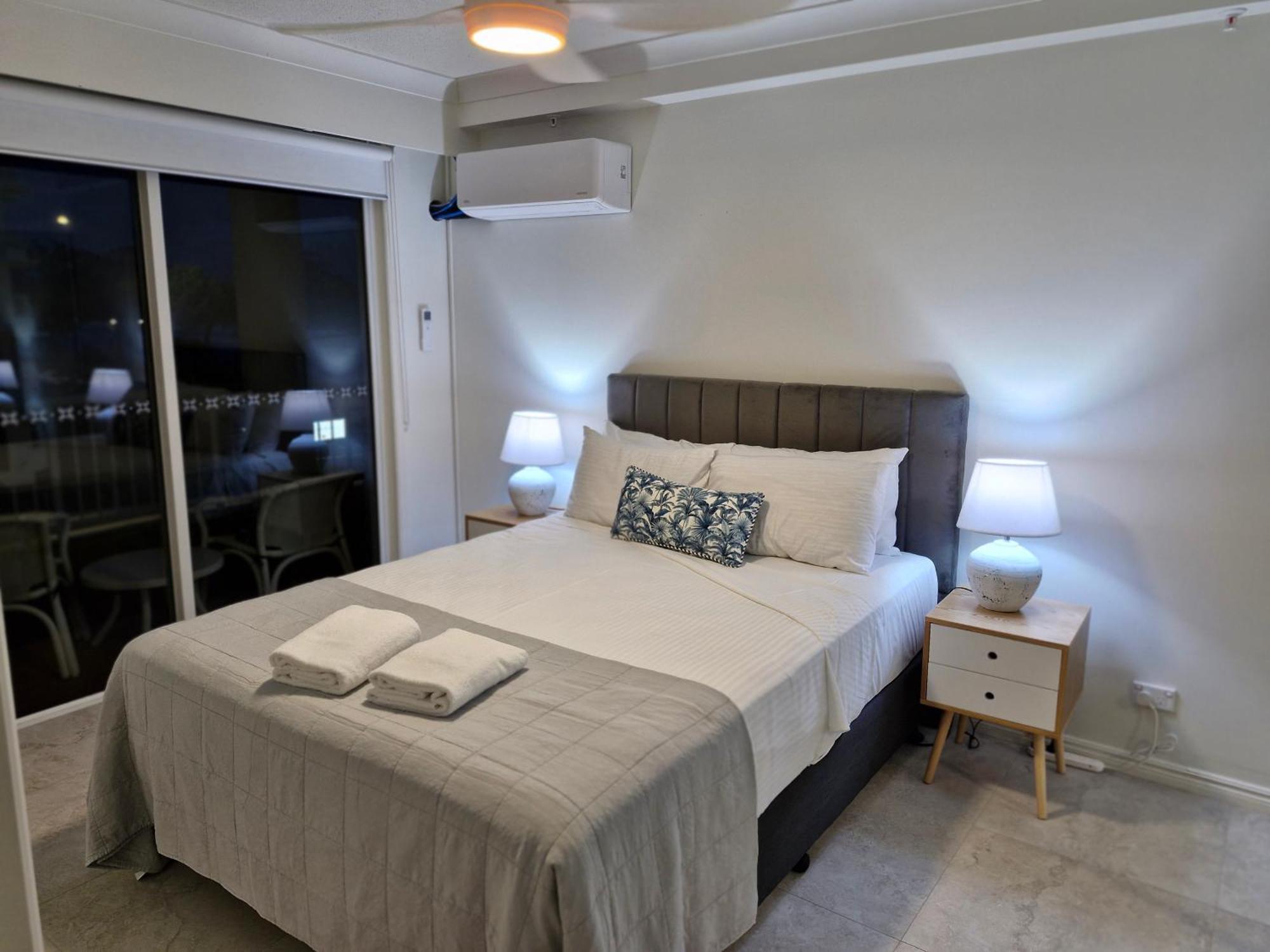 Apr Private Suites Moroccan By The Beach Gold Coast Exteriér fotografie